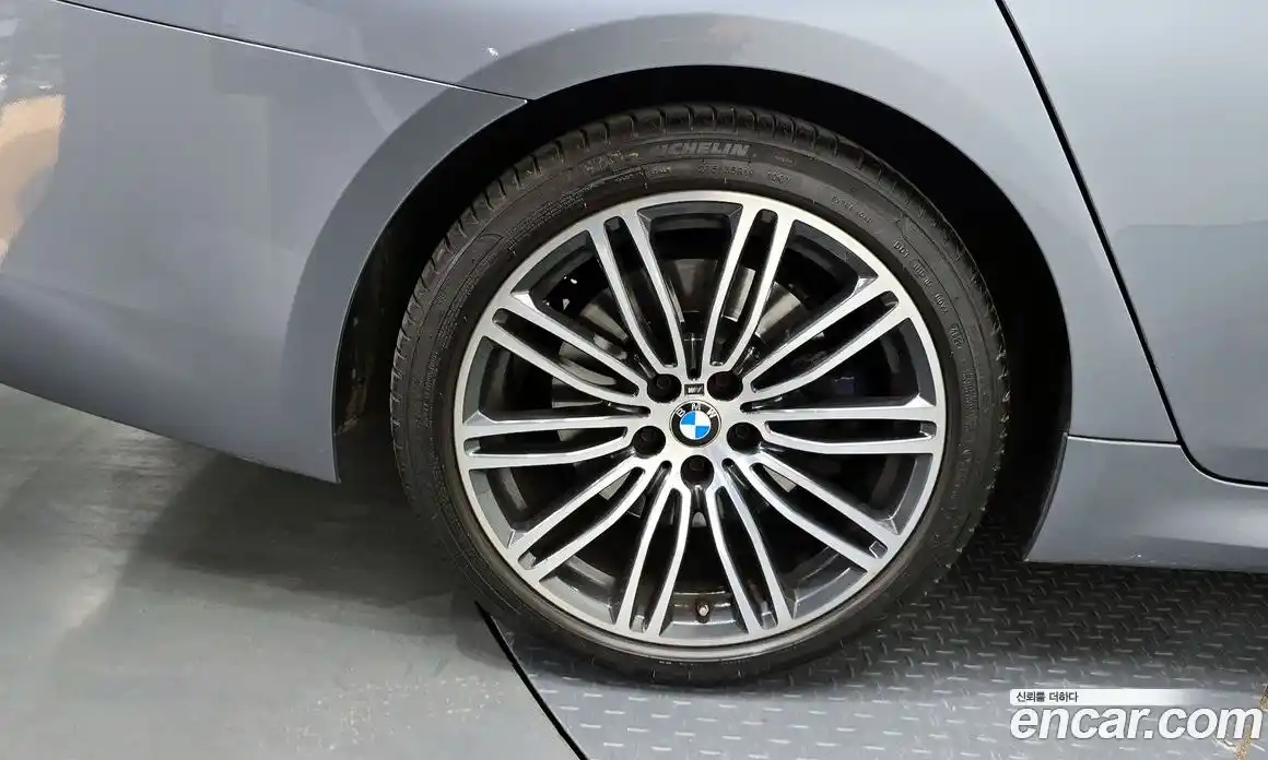 BMW 5 серия 2019 2.0 автомат (гидро), фото 31