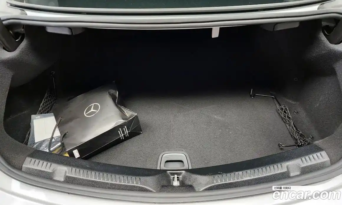 Mercedes-Benz E-Class 2023 3.0 автомат (гидро), фото 26