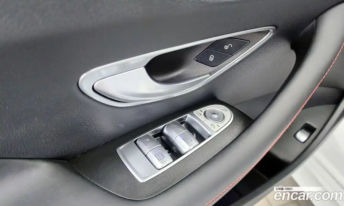 Mercedes-Benz E-Class 2023 3.0 автомат (гидро), фото 27