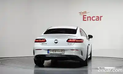 Mercedes-Benz E-Class 2023 3.0 автомат (гидро), миниатюра 4