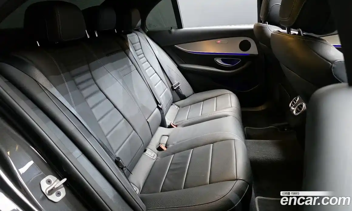 Mercedes-Benz E-Class 2021 2.0 автомат (гидро), фото 17