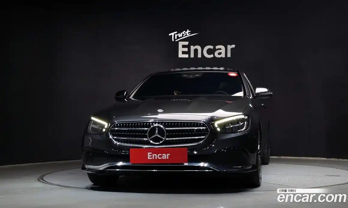 Mercedes-Benz E-Class 2021 2.0 автомат (гидро), фото 3