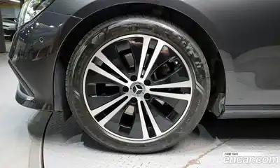 Mercedes-Benz E-Class 2021 2.0 автомат (гидро), миниатюра 5