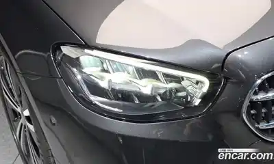 Mercedes-Benz E-Class 2021 2.0 автомат (гидро), миниатюра 8