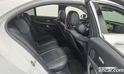 Mercedes-Benz E-Class 2018 1.9 автомат (гидро), миниатюра 11