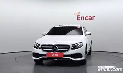 Mercedes-Benz E-Class 2018 1.9 автомат (гидро), миниатюра 3