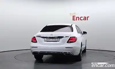 Mercedes-Benz E-Class 2018 1.9 автомат (гидро), миниатюра 4