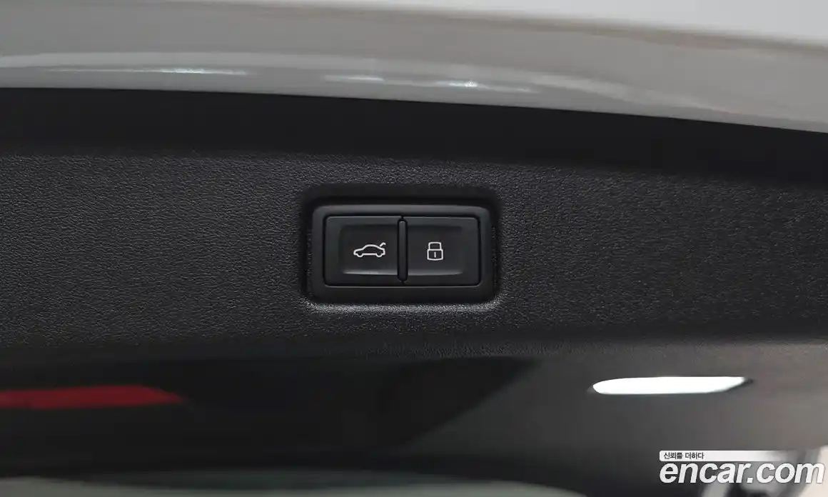 Audi Q5 2025 2.0 автомат (гидро), фото 33