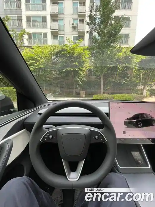 Tesla Model Y 2026 автомат (гидро), фото 14 Tesla Model Y 2026 автомат (гидро), фото 14