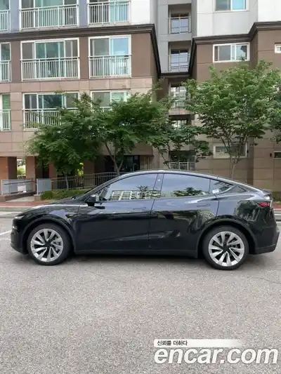 Tesla Model Y 2026 автомат (гидро), миниатюра 4 Tesla Model Y 2026 автомат (гидро), миниатюра 4