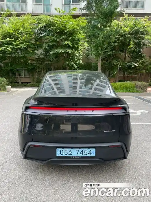 Tesla Model Y 2026 автомат (гидро), фото 8 Tesla Model Y 2026 автомат (гидро), фото 8