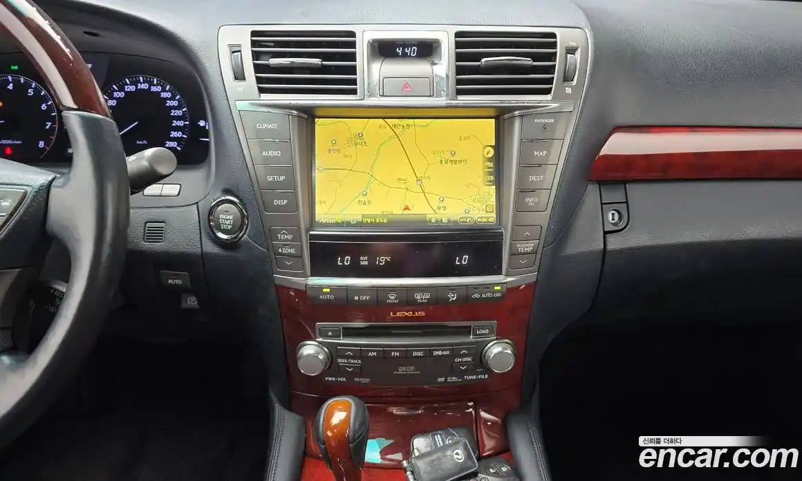 Lexus LS 2011 4.6 автомат (гидро), фото 19