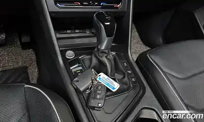 Volkswagen Tiguan 2022 2.0 автомат (гидро), миниатюра 12