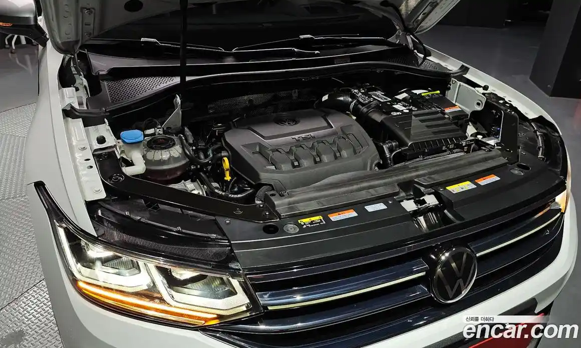 Volkswagen Tiguan 2022 2.0 автомат (гидро), фото 6