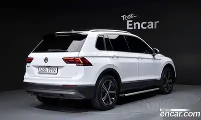 Volkswagen Tiguan 2020 2.0 автомат (гидро), миниатюра 2