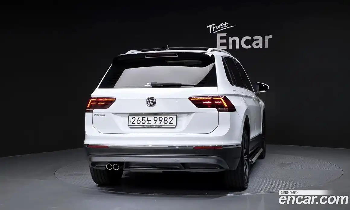 Volkswagen Tiguan 2020 2.0 автомат (гидро), фото 4