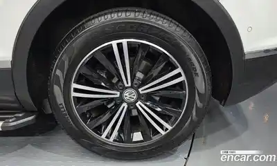 Volkswagen Tiguan 2020 2.0 автомат (гидро), миниатюра 7
