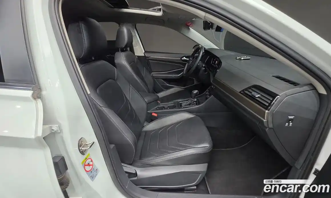 Volkswagen Jetta 2021 1.4 автомат (гидро), фото 16