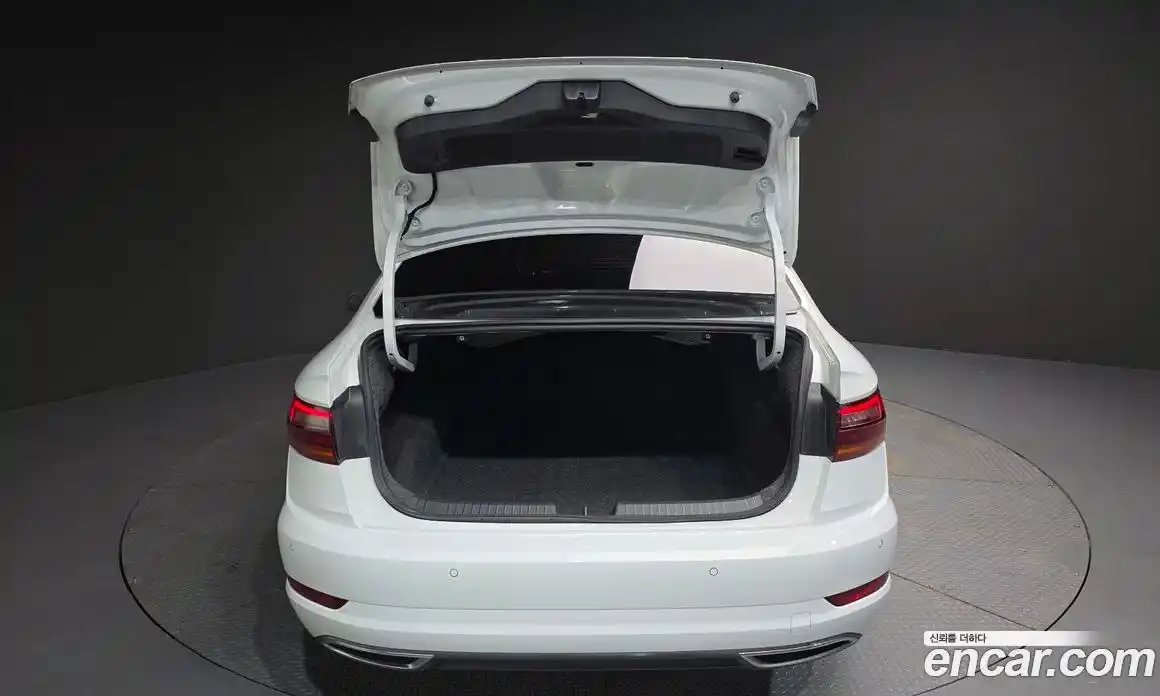 Volkswagen Jetta 2021 1.4 автомат (гидро), фото 25