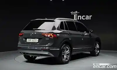 Volkswagen Tiguan 2018 2.0 автомат (гидро), миниатюра 2
