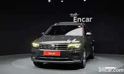 Volkswagen Tiguan 2018 2.0 автомат (гидро), миниатюра 3