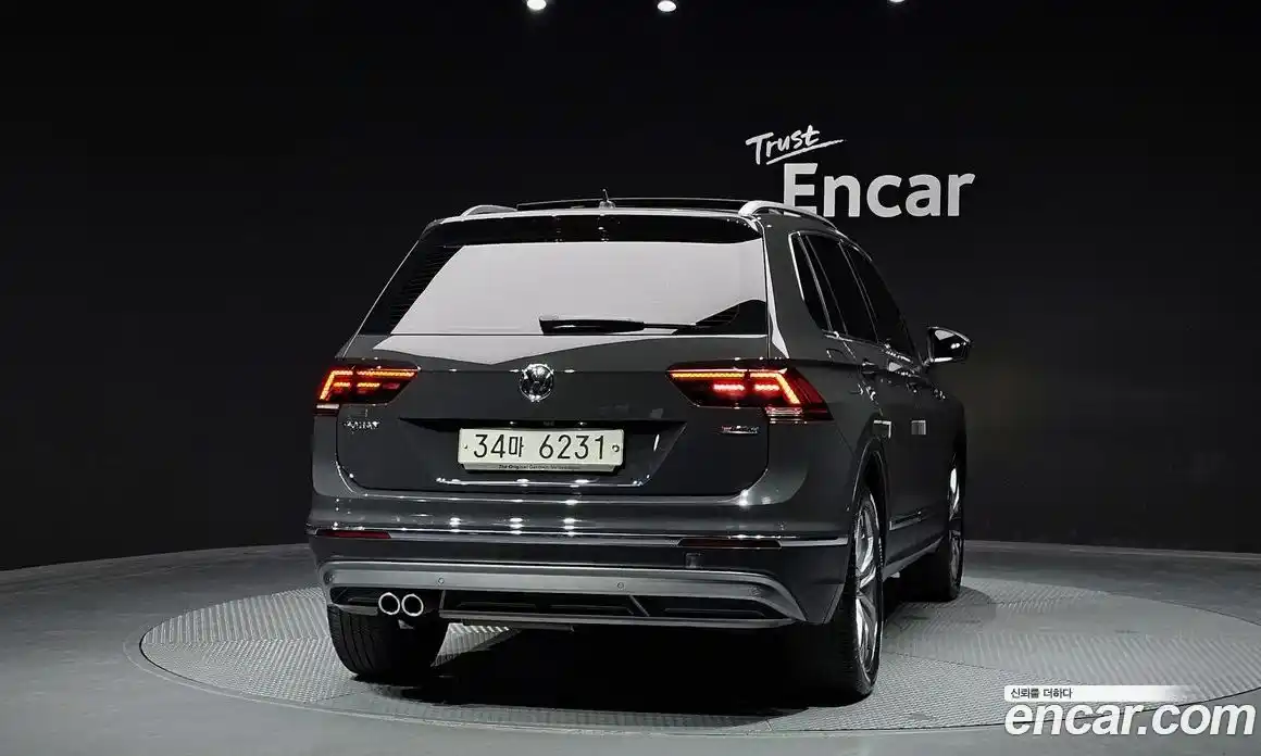 Volkswagen Tiguan 2018 2.0 автомат (гидро), фото 4