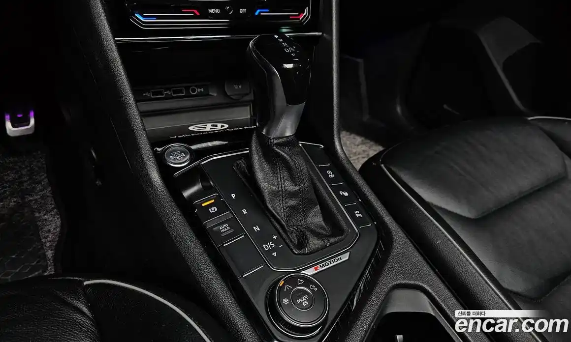 Volkswagen Tiguan 2018 2.0 автомат (гидро), фото 9
