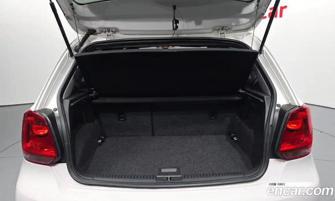 Volkswagen Polo 2014 1.6 автомат (гидро), фото 20