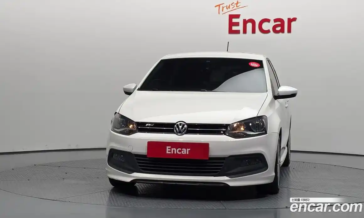 Volkswagen Polo 2014 1.6 автомат (гидро), фото 3