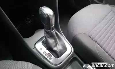 Volkswagen Polo 2014 1.6 автомат (гидро), миниатюра 9