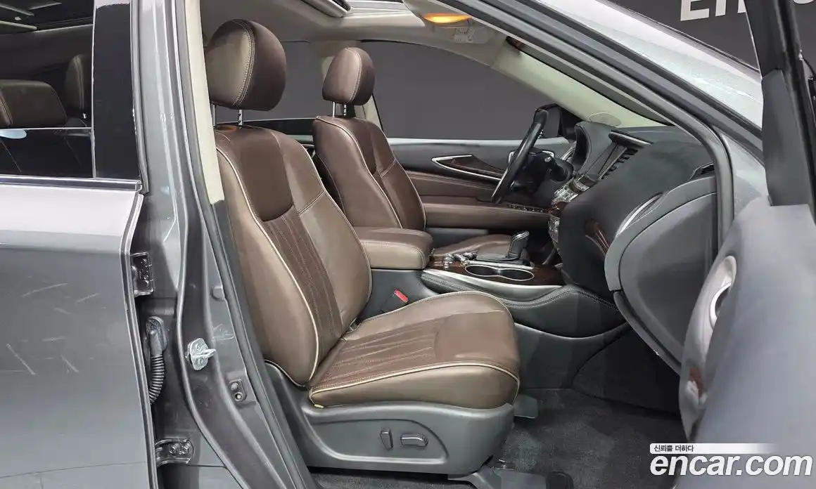 Infiniti QX60 2017 3.5 автомат (гидро), фото 16 Infiniti QX60 2017 3.5 автомат (гидро), фото 16