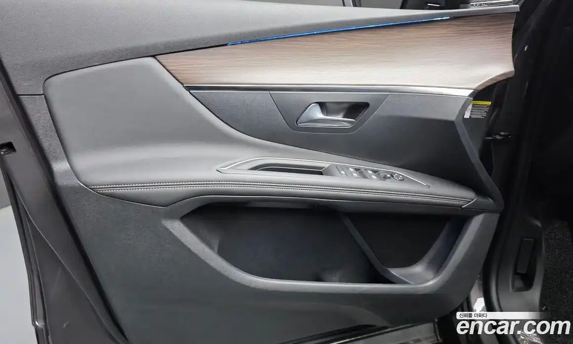 Peugeot 3008 2024 1.2 автомат (гидро), фото 14