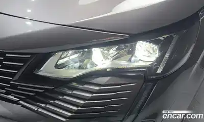 Peugeot 3008 2024 1.2 автомат (гидро), миниатюра 8