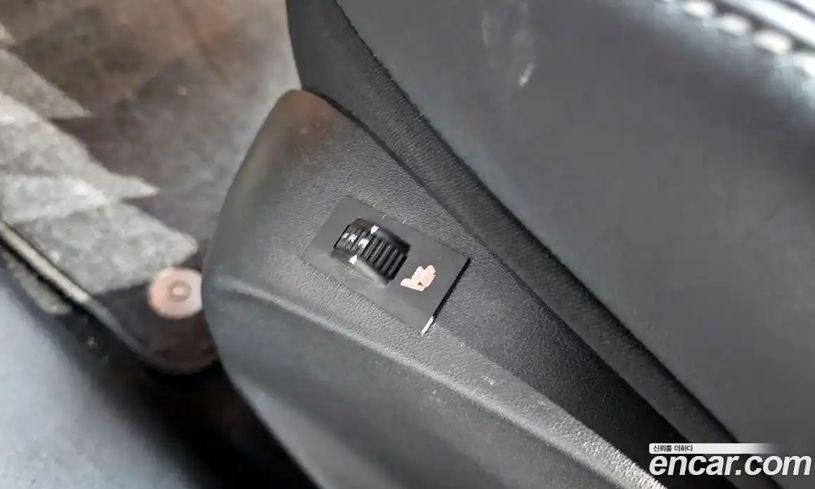 Peugeot 2008 2016 1.6 автомат (гидро), фото 14