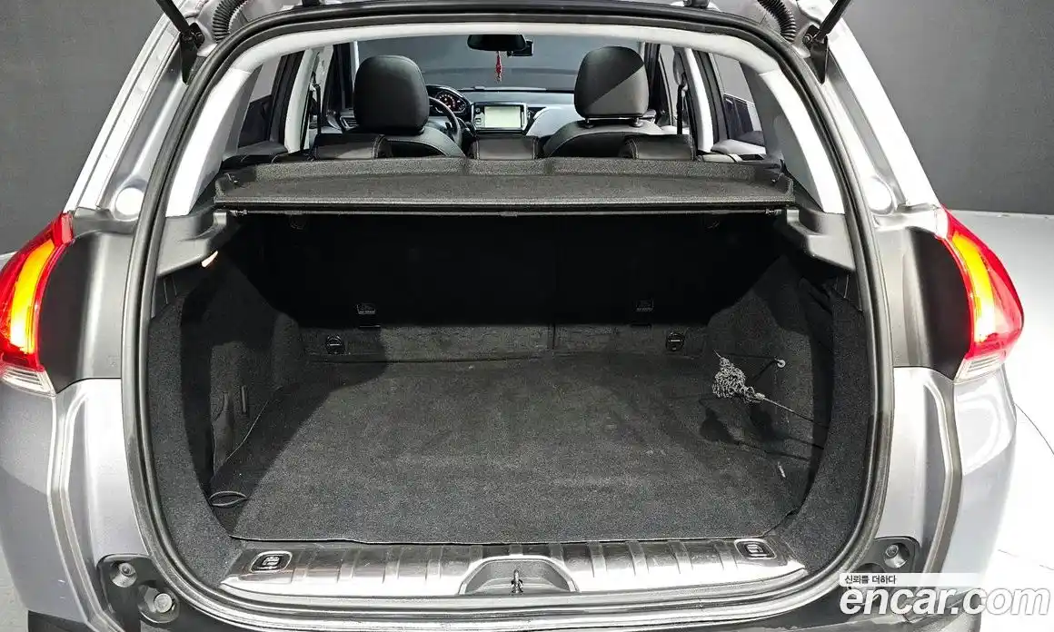 Peugeot 2008 2016 1.6 автомат (гидро), фото 20