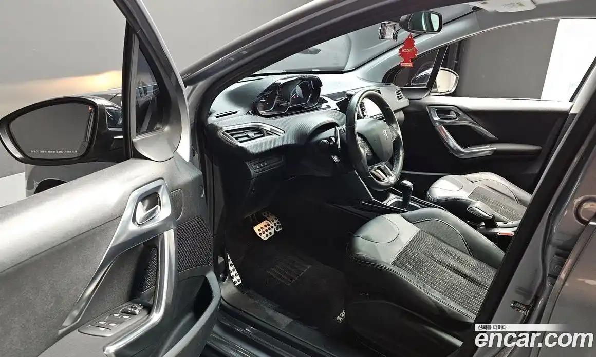 Peugeot 2008 2016 1.6 автомат (гидро), фото 10