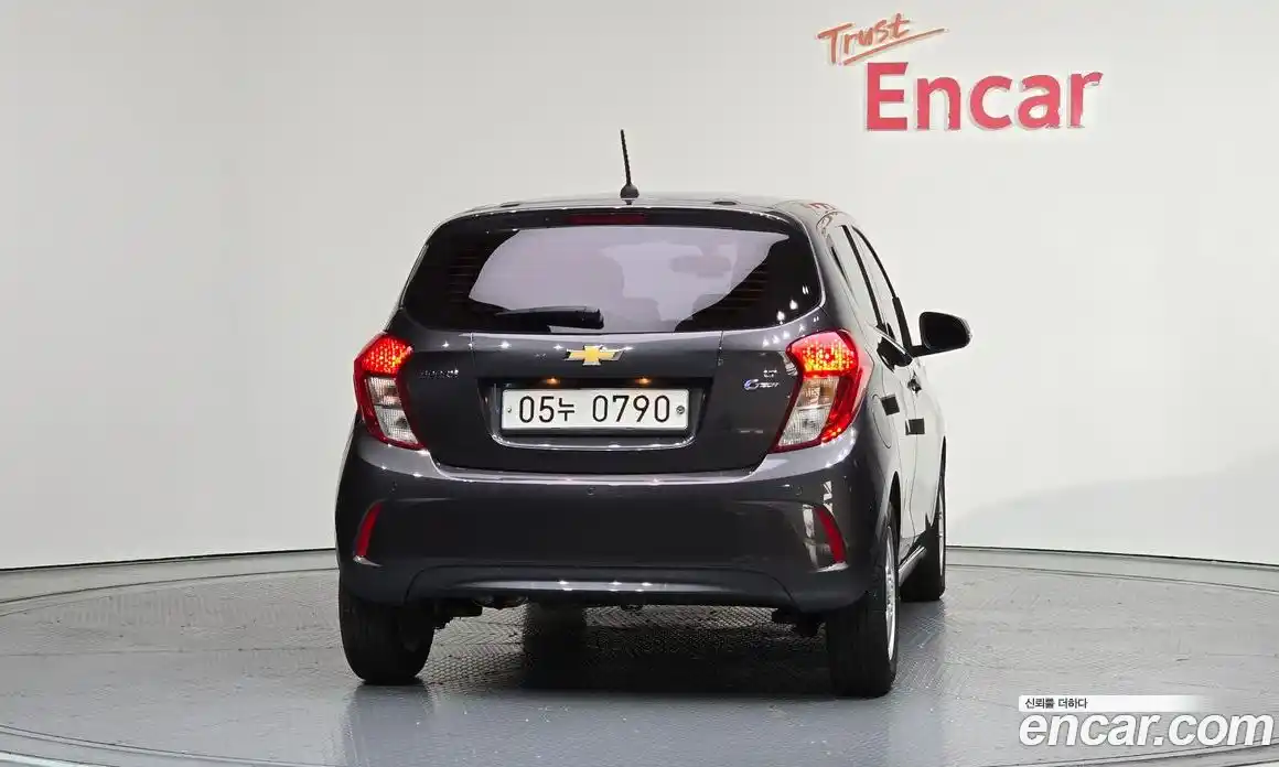 Chevrolet Spark 2016 1.0 автомат (гидро), фото 3