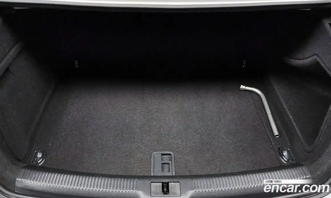 Audi A4 2015 2.0 автомат (гидро), фото 19