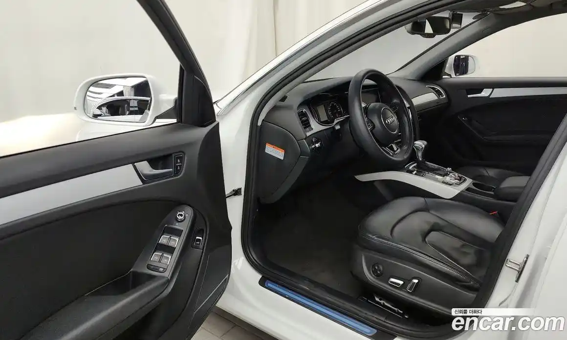 Audi A4 2015 2.0 автомат (гидро), фото 9