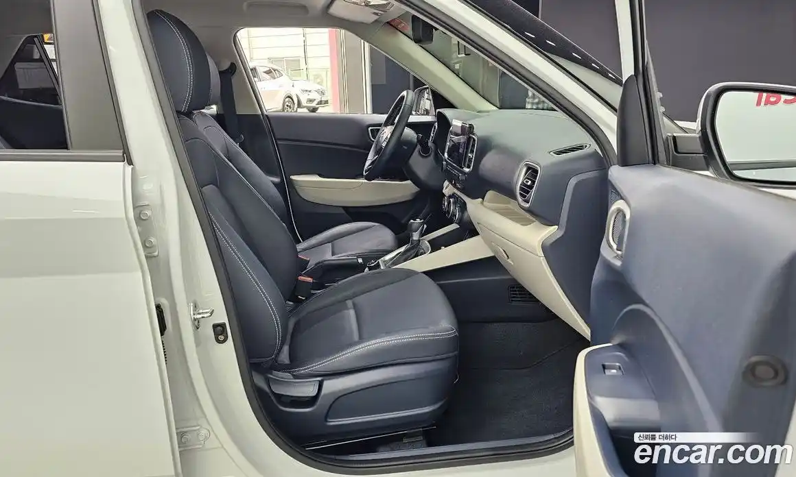 Hyundai Venue 2021 1.6 автомат (гидро), фото 11