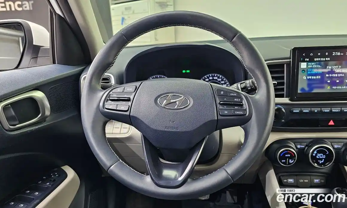 Hyundai Venue 2021 1.6 автомат (гидро), фото 13