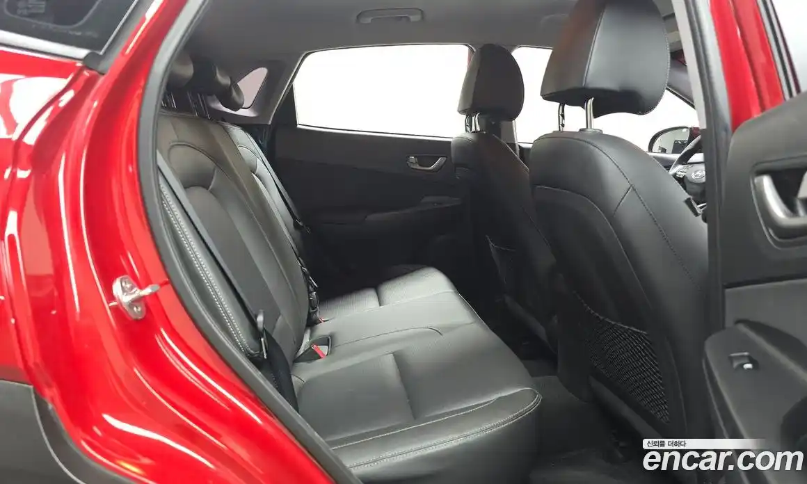 Hyundai Kona 2019 1.6 автомат (гидро), фото 12