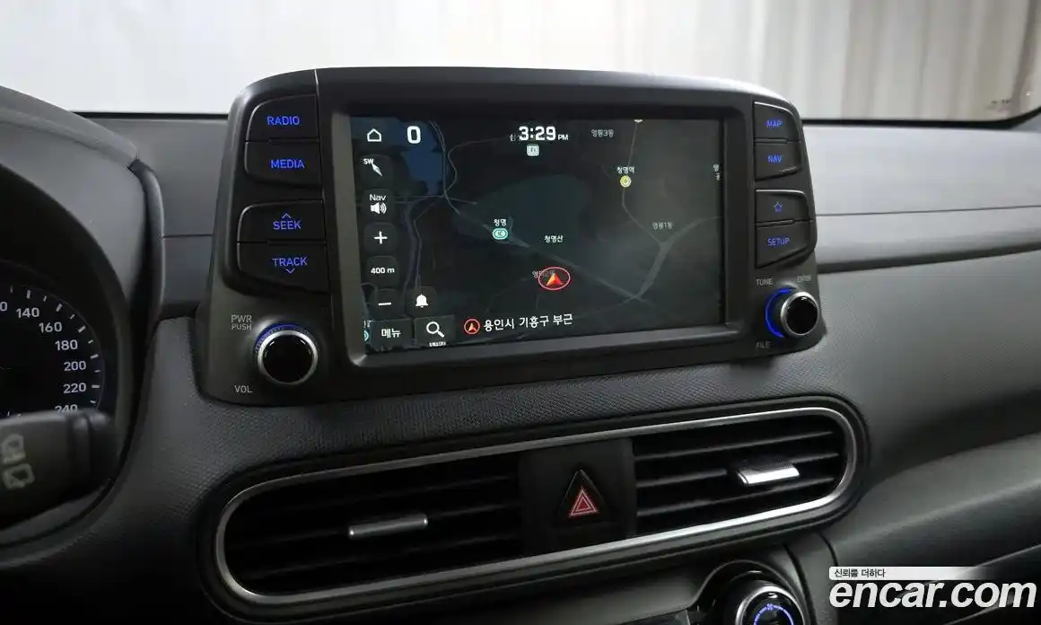 Hyundai Kona 2019 1.6 автомат (гидро), фото 14