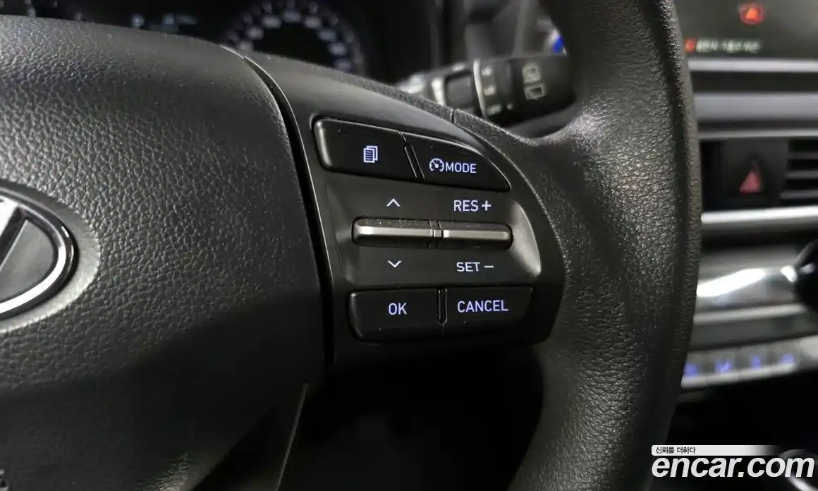 Hyundai Kona 2019 1.6 автомат (гидро), фото 18
