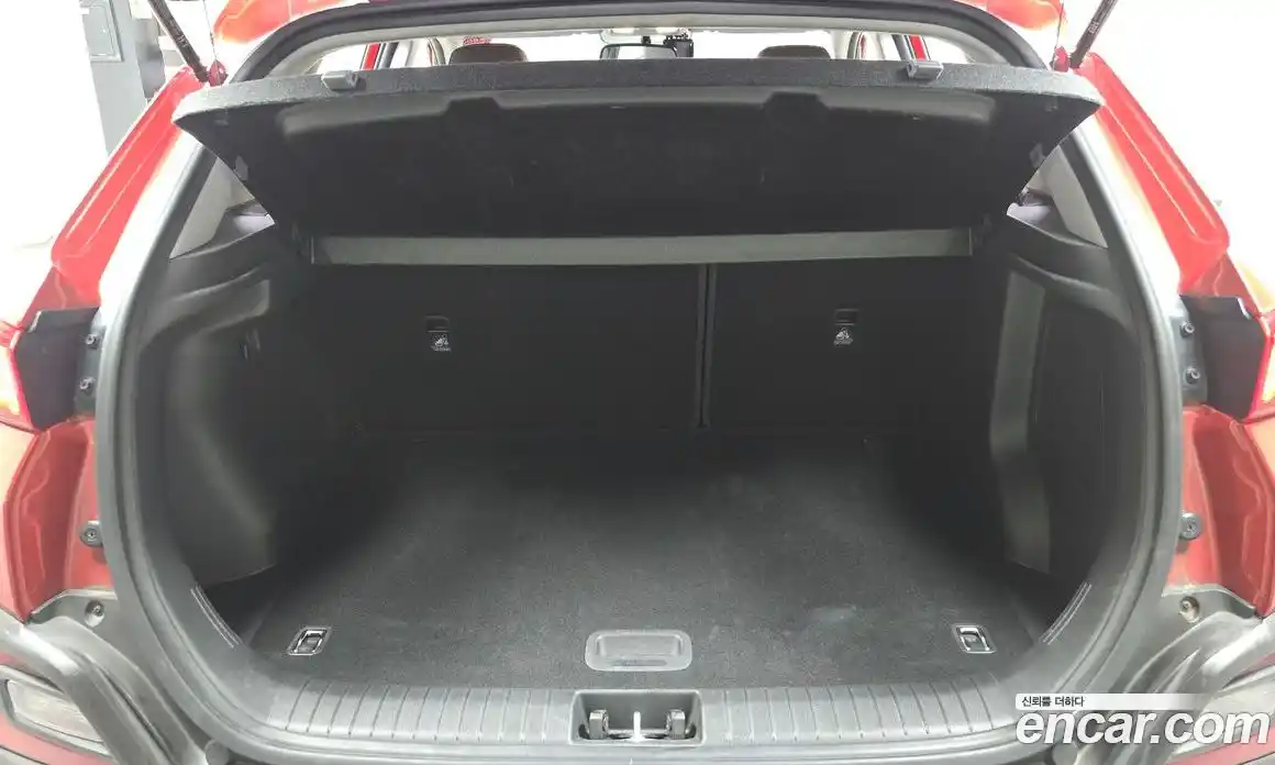 Hyundai Kona 2019 1.6 автомат (гидро), фото 20