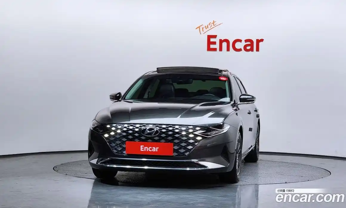 Hyundai Grandeur 2022 2.5 автомат (гидро), фото 3