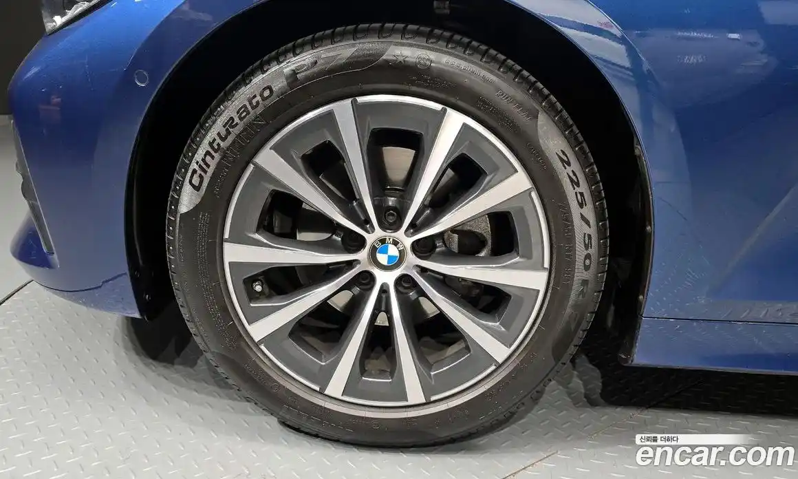 BMW 3 серия 2022 2.0 автомат (гидро), фото 5