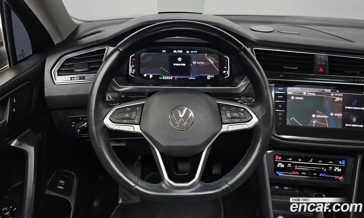 Volkswagen Tiguan 2023 2.0 автомат (гидро), фото 15