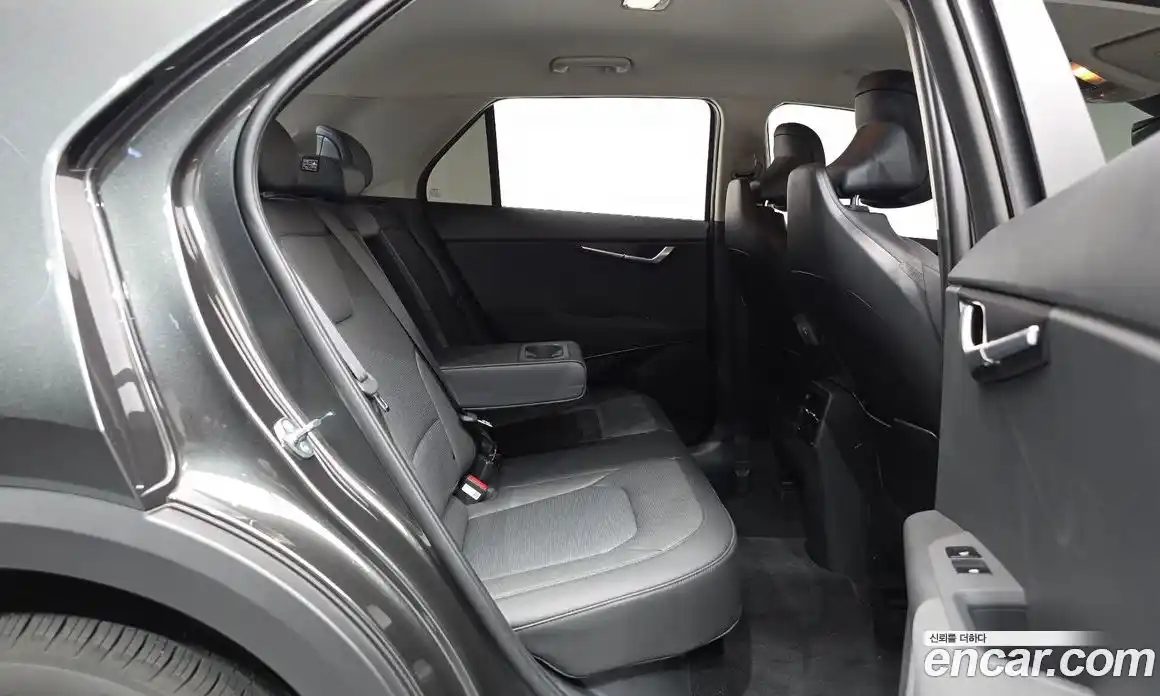 Kia Niro 2025 1.6 автомат (гидро), фото 12