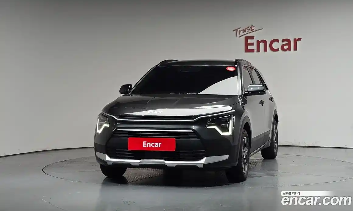 Kia Niro 2025 1.6 автомат (гидро), фото 3